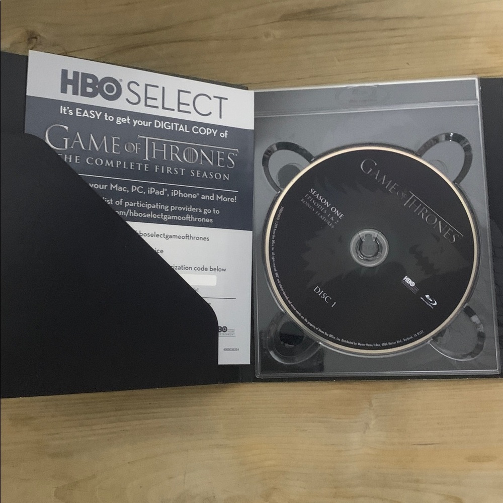 Game of Thrones Complete First Season DVD - Picture 11 of 11